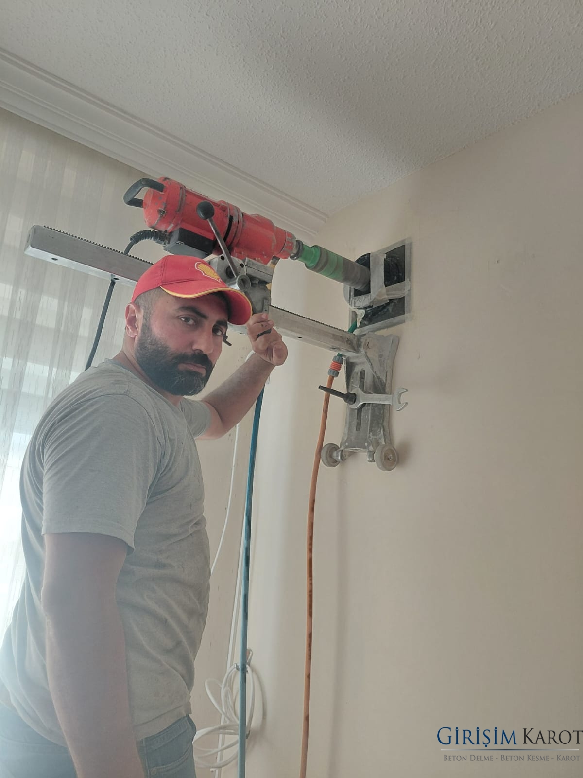 Klima Gideri İçin Su Tahliyeli Karot Delme